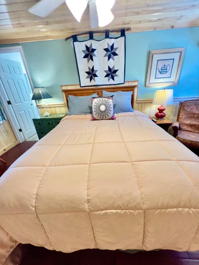 Homestead Inn - ブローイング・ロック エクステリア 写真