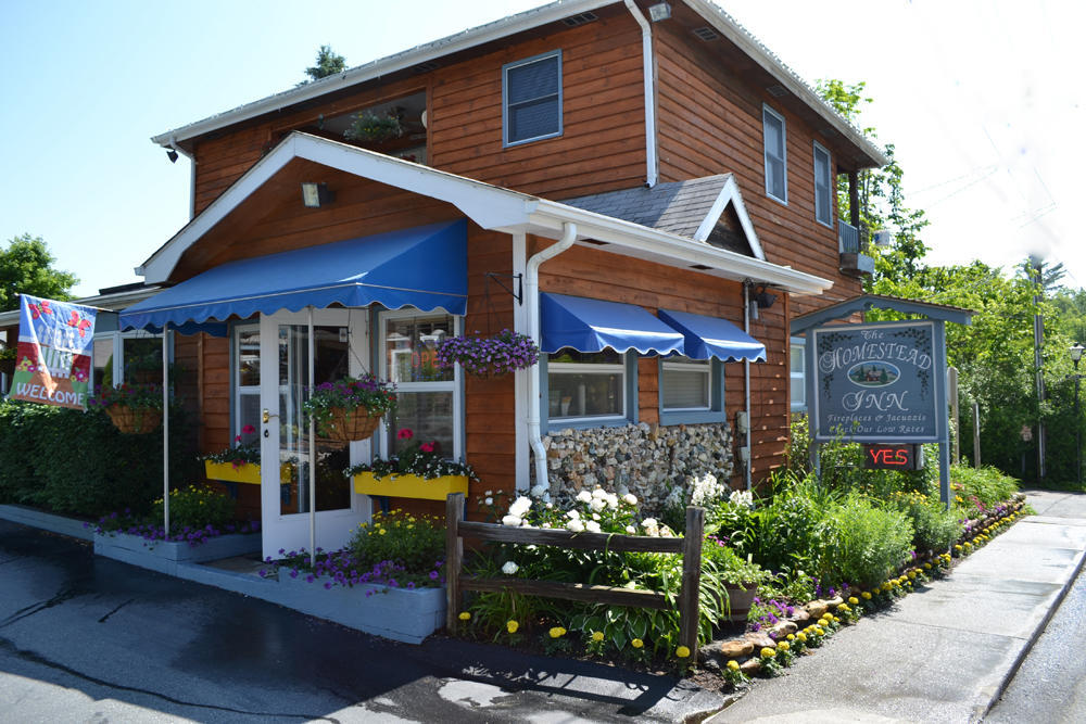 Homestead Inn - ブローイング・ロック エクステリア 写真